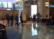Come on，快来水多视频APP下载免费看世博园旗舰店近距离邂逅大明星吧！